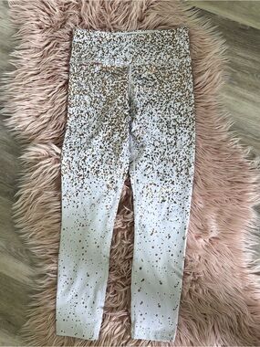 Zyia Light and Tight Gold/white